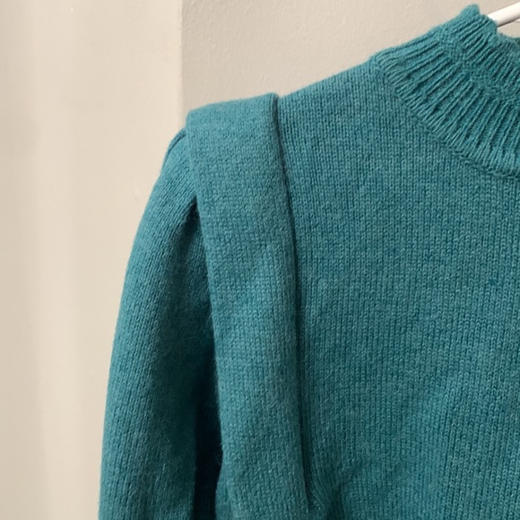 Sweater - Picture 3 of 4